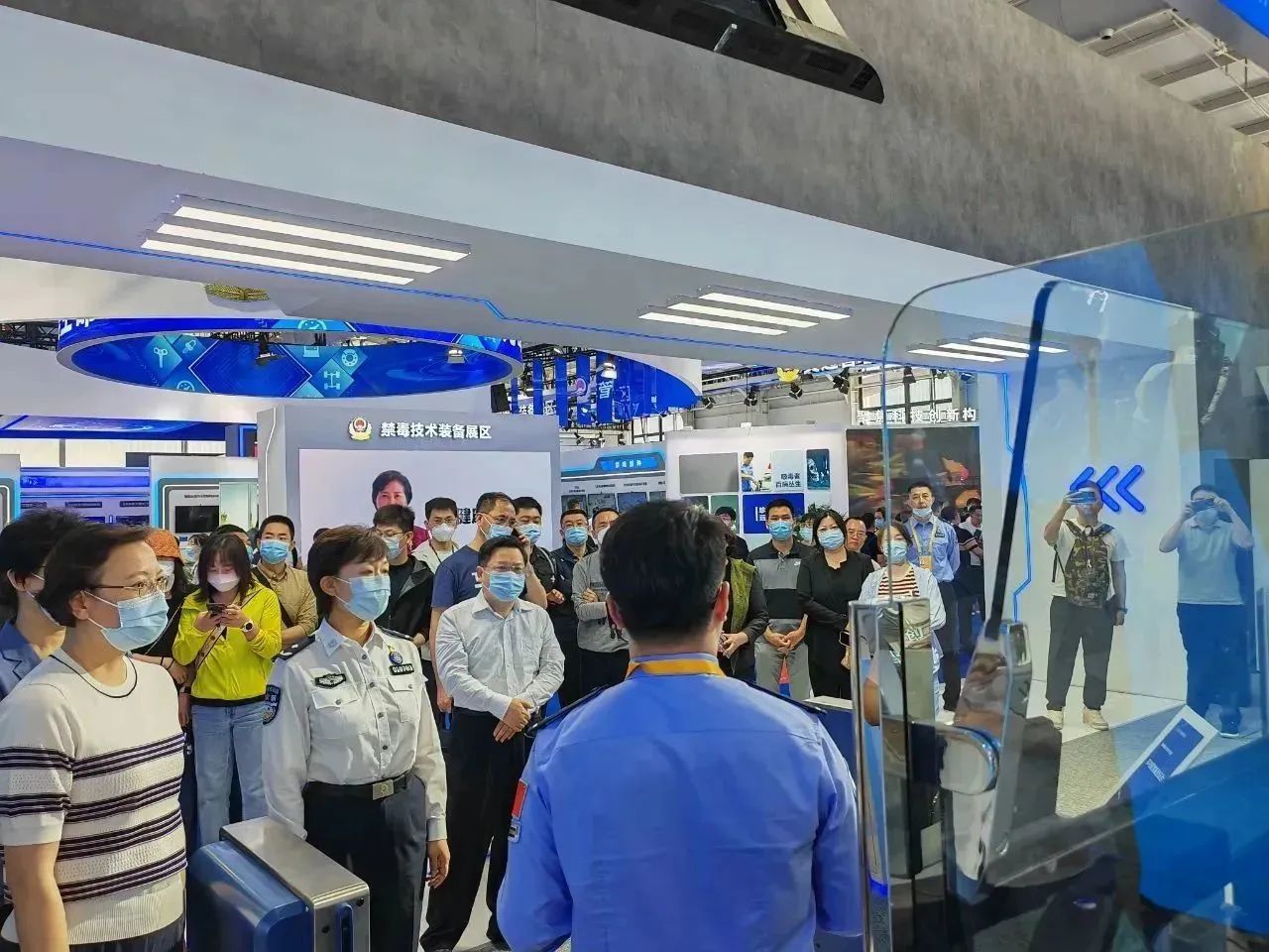 万象城(中国)wanxiangcheng·官方网页版,亮相第十一届中国国际警用装备博览会 用创新技术“警”上添花