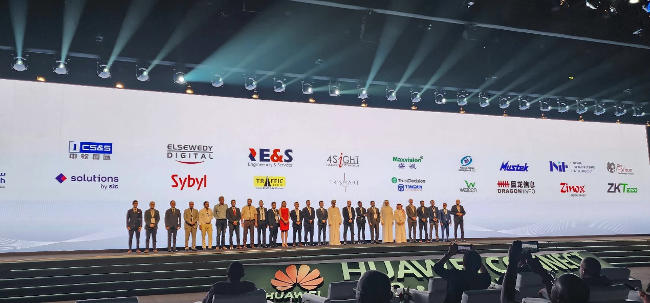 万象城(中国)wanxiangcheng·官方网页版,参加全球最大的科技展GITEX GLOBAL